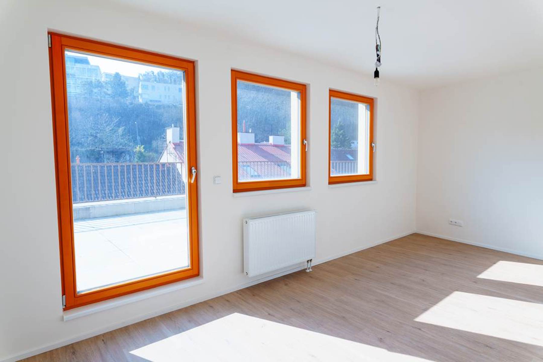 Prodej bytu 3+1 103 m² s velkorysou terasou, Praha 5 – Smíchov