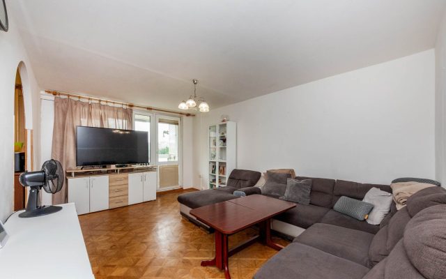 Prodej bytu 3+1 77 m² s lodžií, Praha 5 – Stodůlky Prodej bytu 3+1 77 m² s lodžií, Praha 5 – Stodůlky