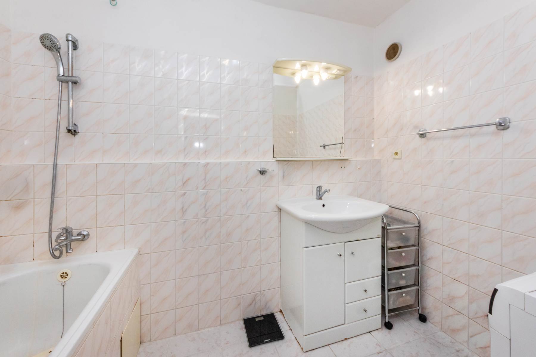 Prodej bytu 3+1 77 m² s lodžií, Praha 5 – Stodůlky