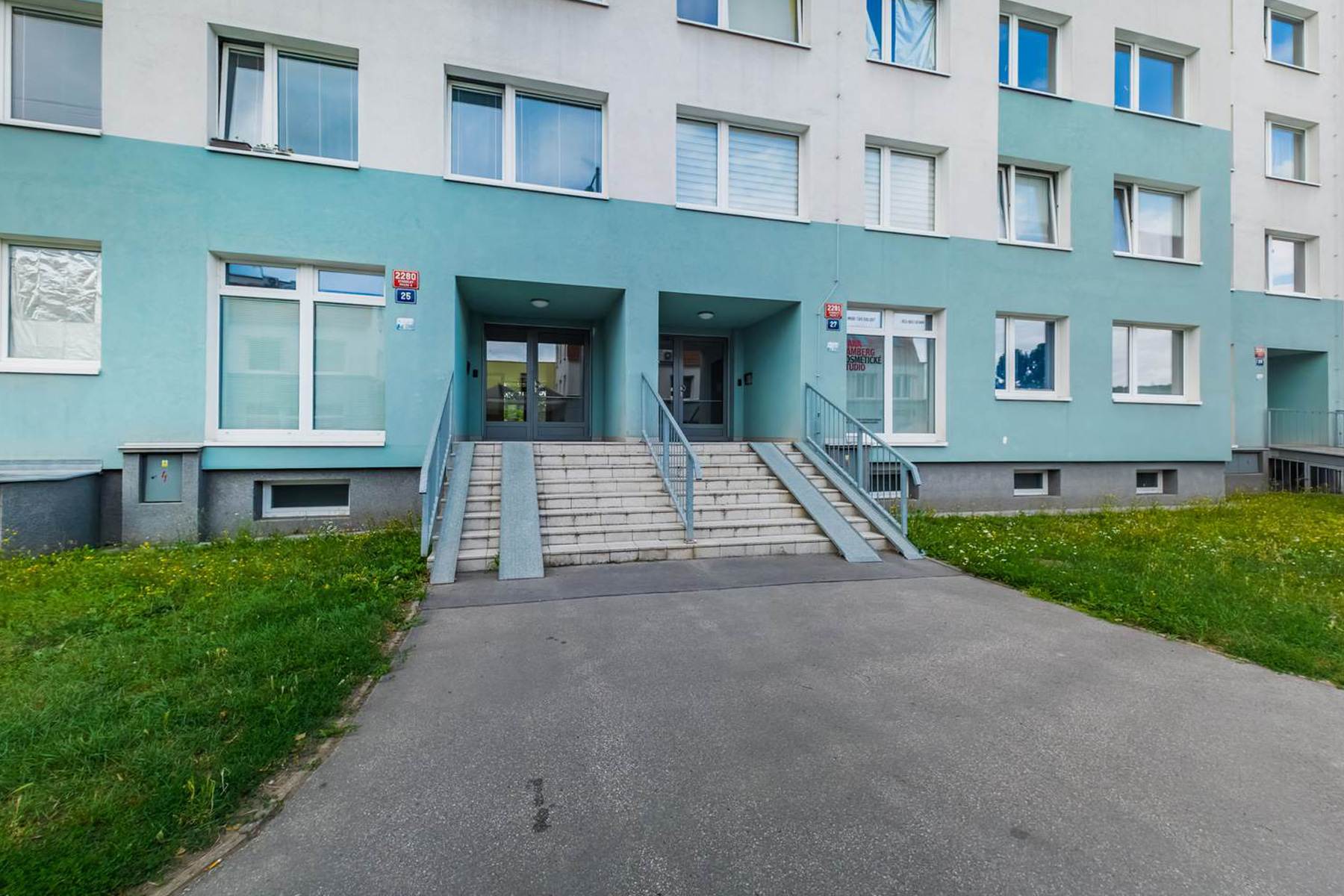 Prodej bytu 3+1 77 m² s lodžií, Praha 5 – Stodůlky