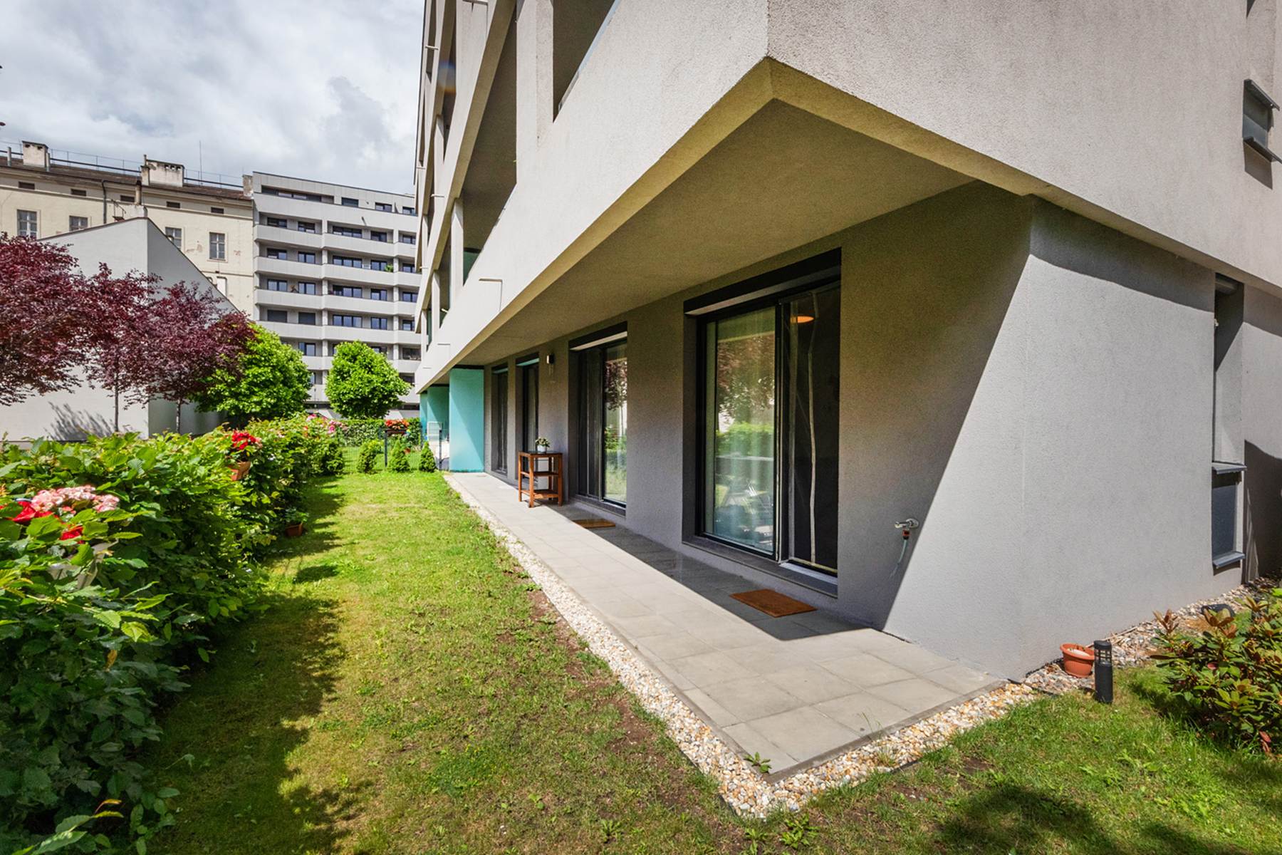 Prodej bytu 3+kk 86 m² s předzahrádkou a terasou, Praha 7 – Holešovice
