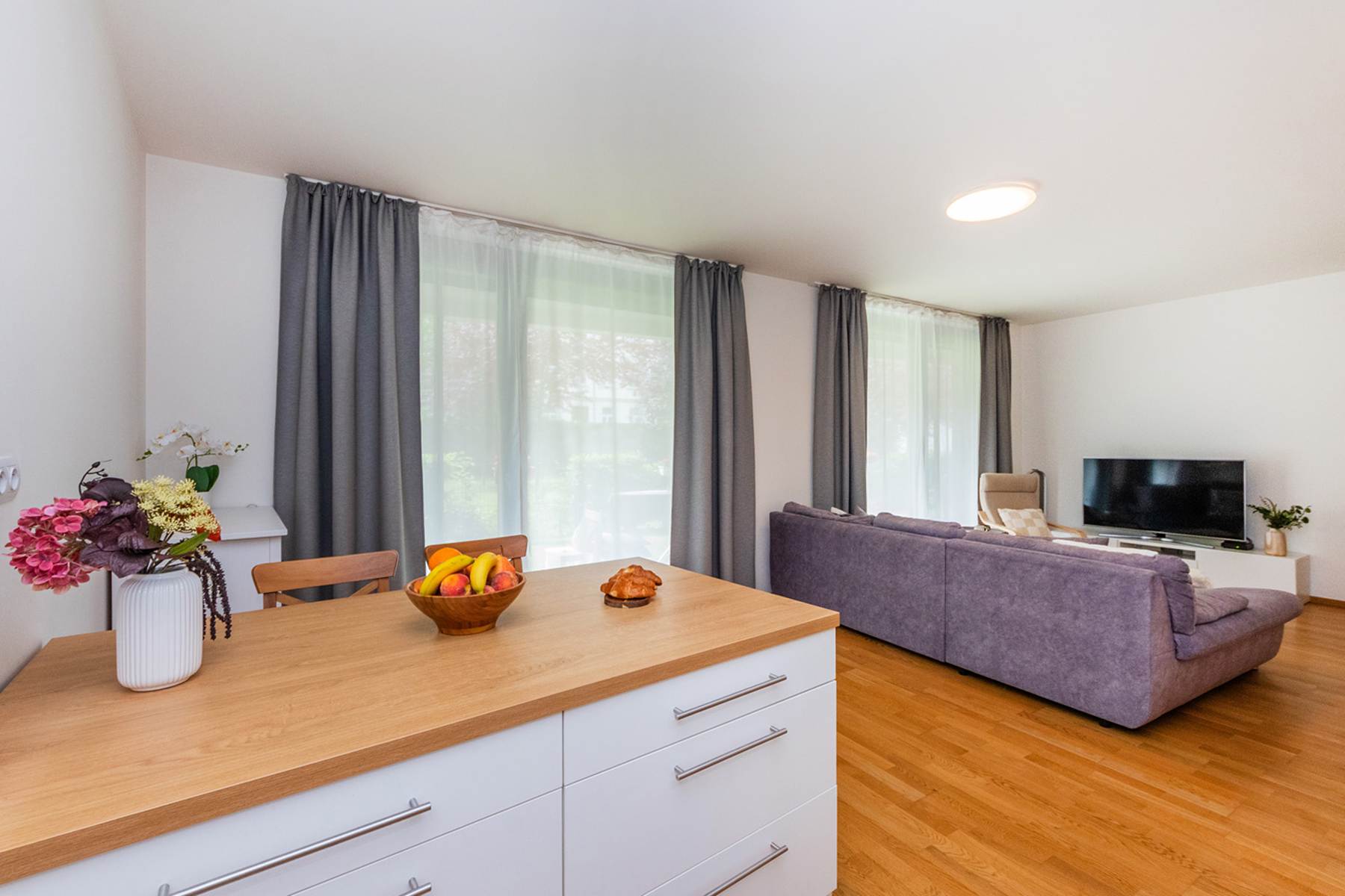 Prodej bytu 3+kk 86 m² s předzahrádkou a terasou, Praha 7 – Holešovice