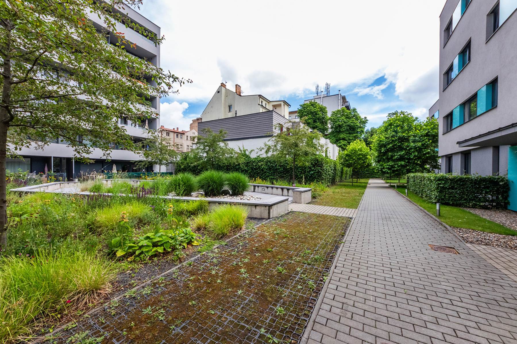 Prodej bytu 3+kk 86 m² s předzahrádkou a terasou, Praha 7 – Holešovice