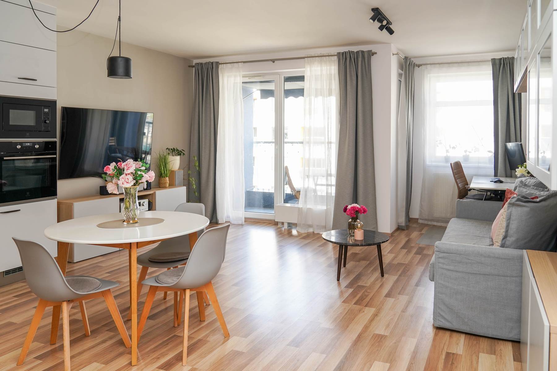 Prodej bytu 3+kk 83 m² s lodžií a garážovým stáním, Praha 10 – Uhříněves