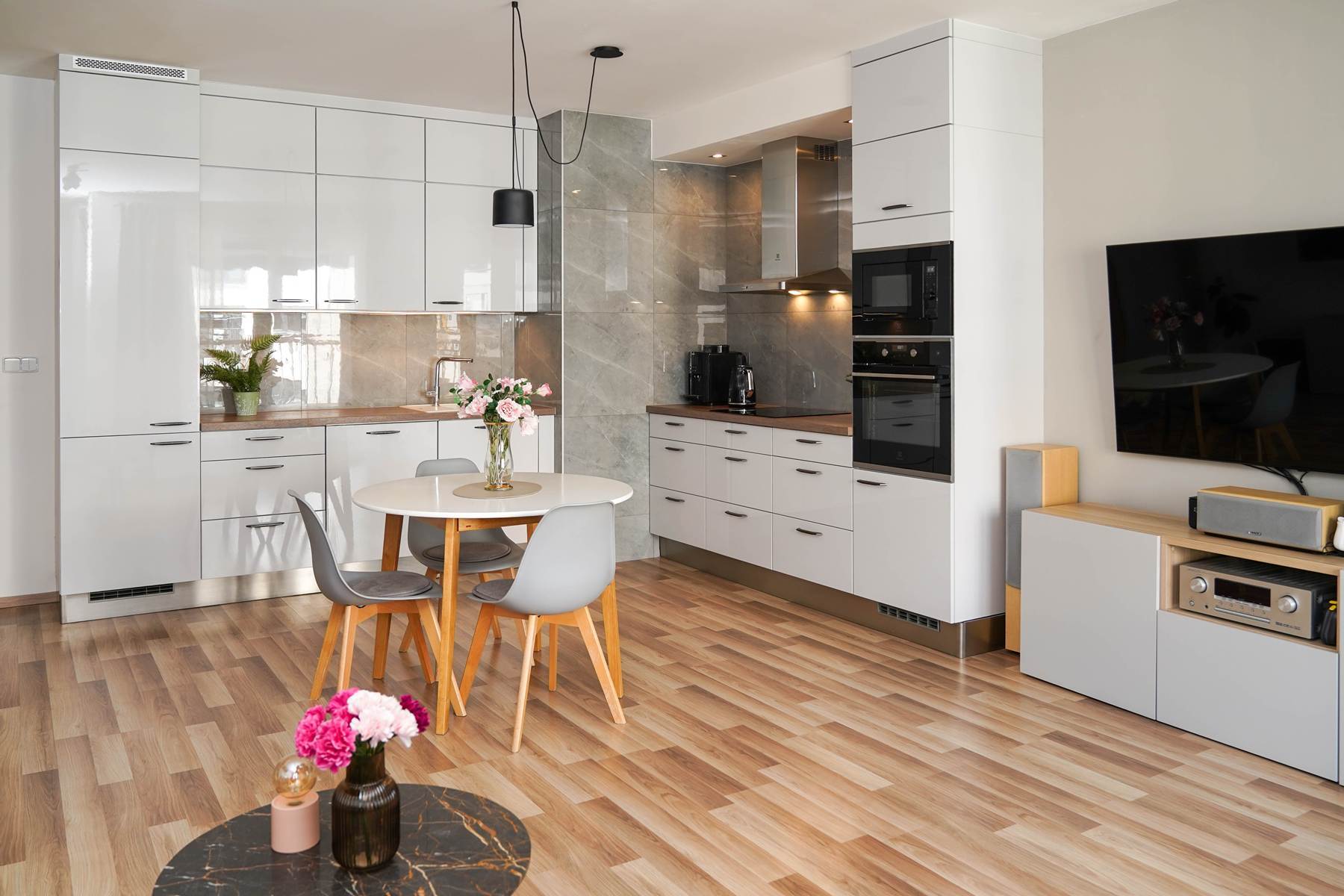 Prodej bytu 3+kk 83 m² s lodžií a garážovým stáním, Praha 10 – Uhříněves